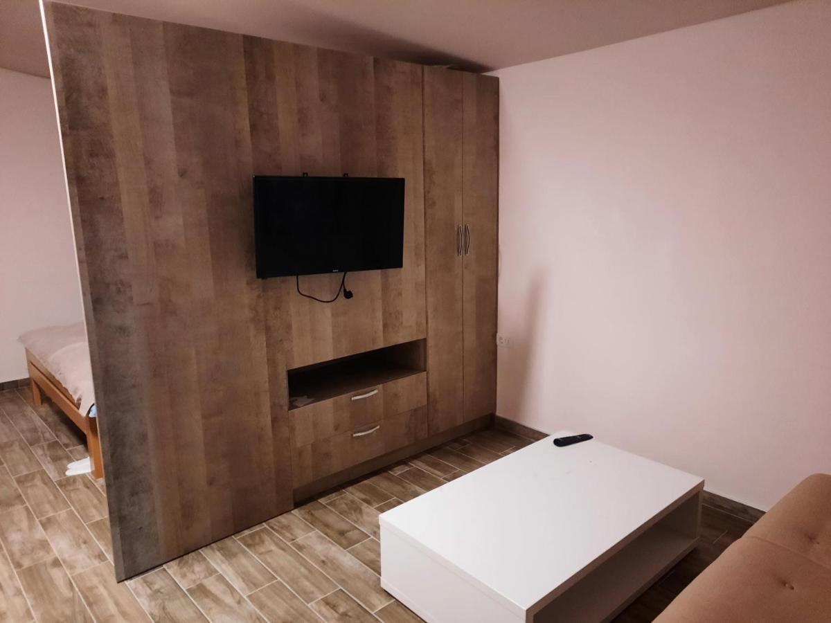 Green Villa Rodna Скопие Екстериор снимка