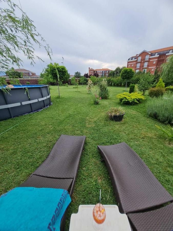 Green Villa Rodna Скопие Екстериор снимка