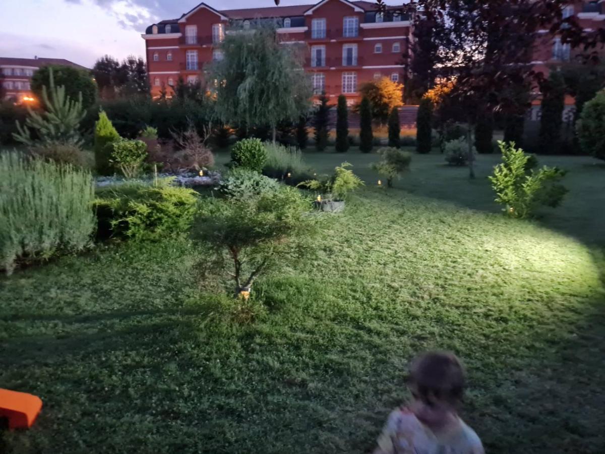 Green Villa Rodna Скопие Екстериор снимка