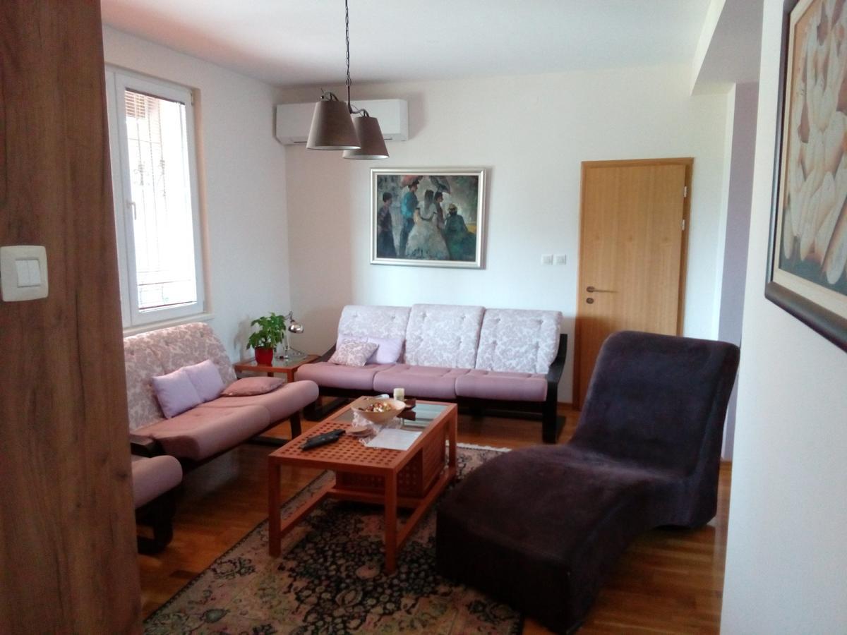 Green Villa Rodna Скопие Екстериор снимка
